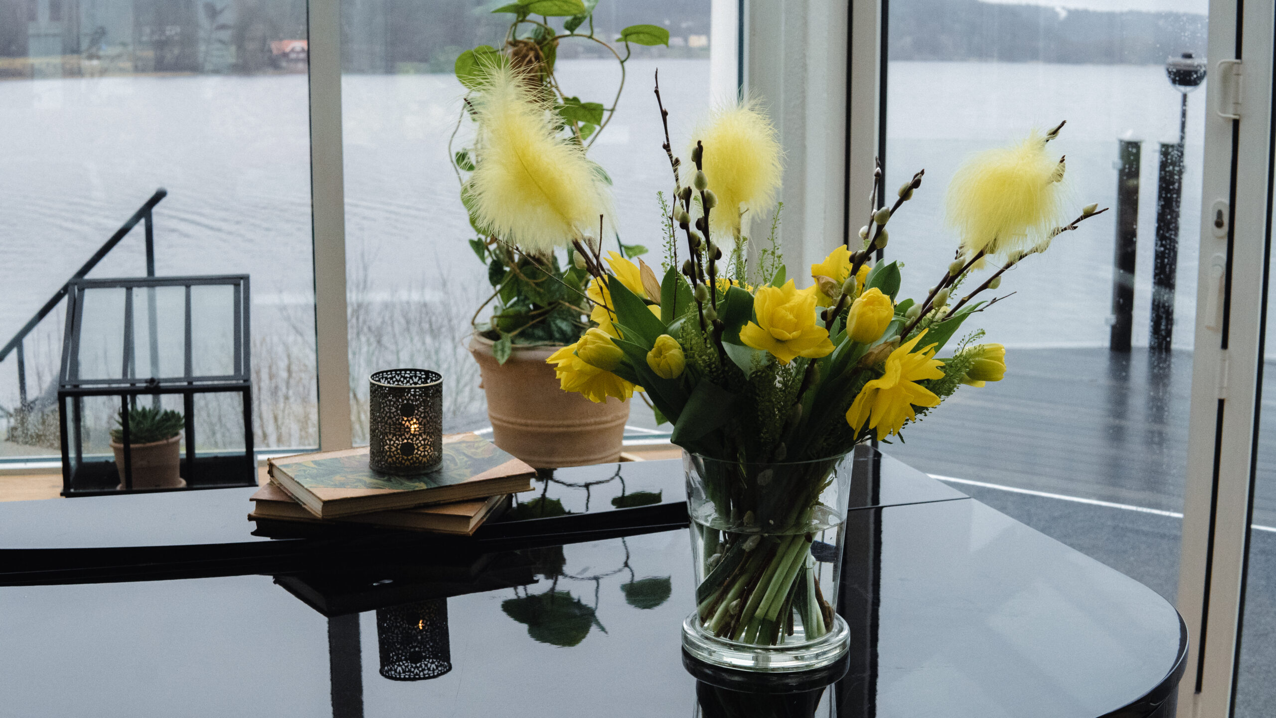 Påskpynt på Hällsnäs